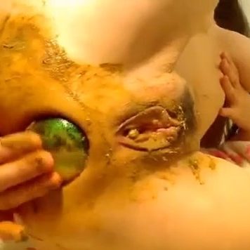 0096 - Shitty anal prolapse - video 2